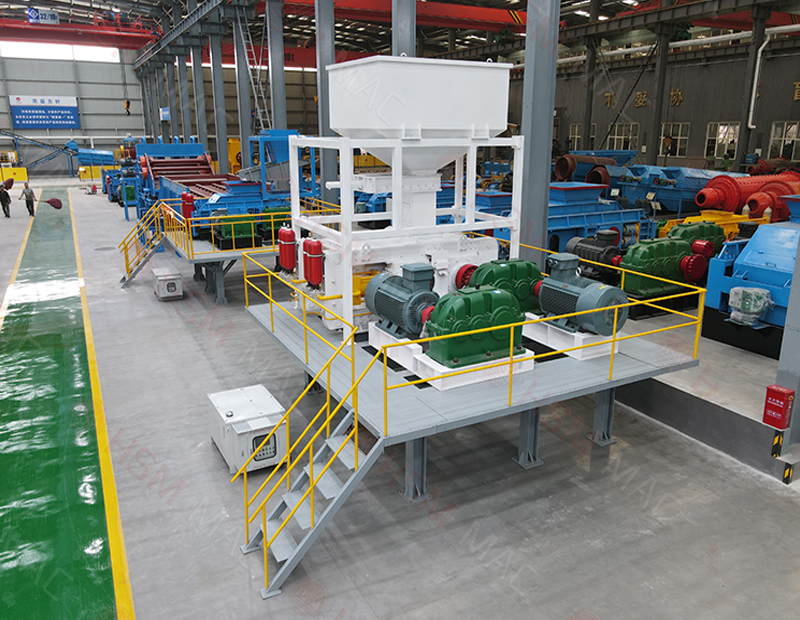 牛金礦高壓輥磨機(jī)